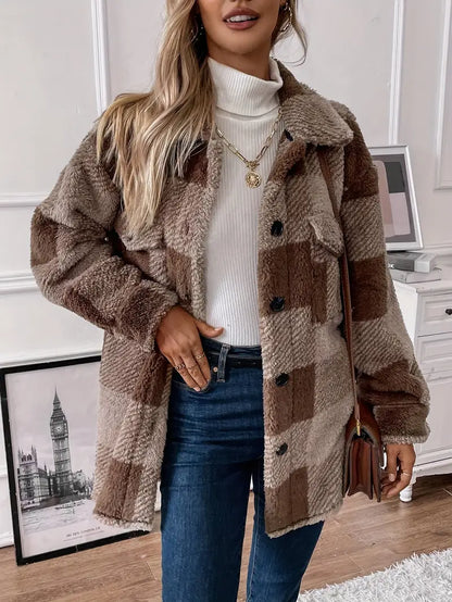 Classic Vintage & Enduringly Stylish Coat
