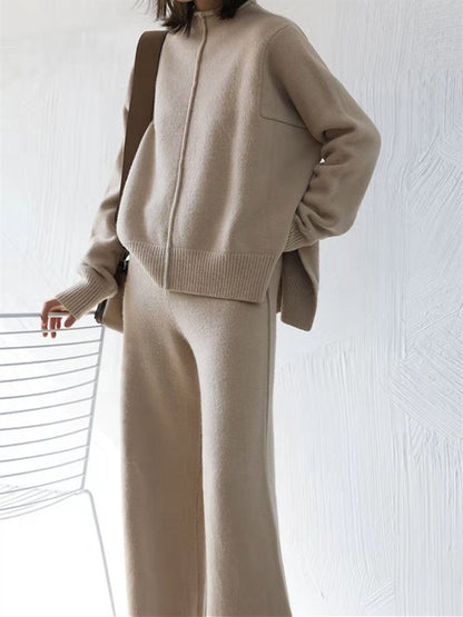 Sophisticated Garment with a Clean Classic Look