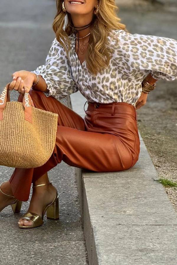 A Vintage Style Trousers with Delicate Timeless Details