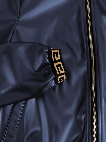 Effortlessly Elegant Jacket with a Timeless Design
