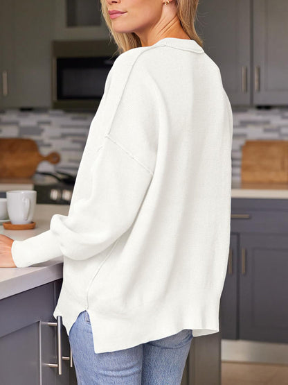 Well Tailored Sweater with a Graceful Silhouette