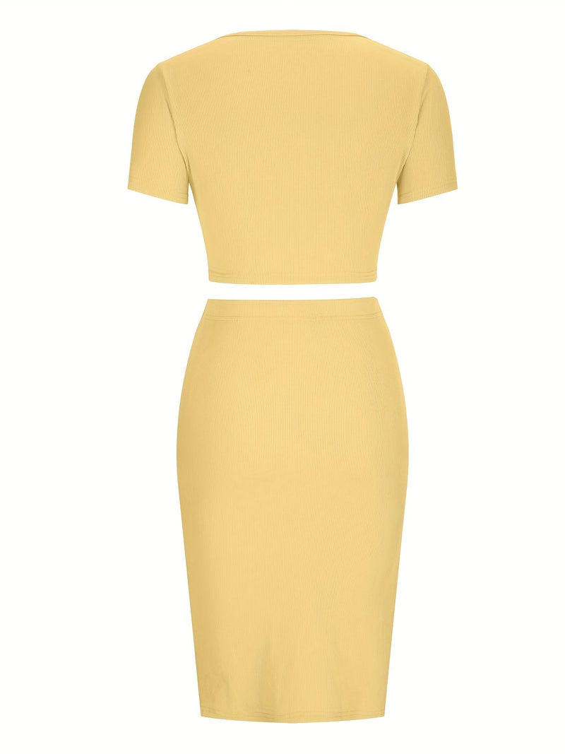 Effortlessly Elegant Top with a Timeless Design