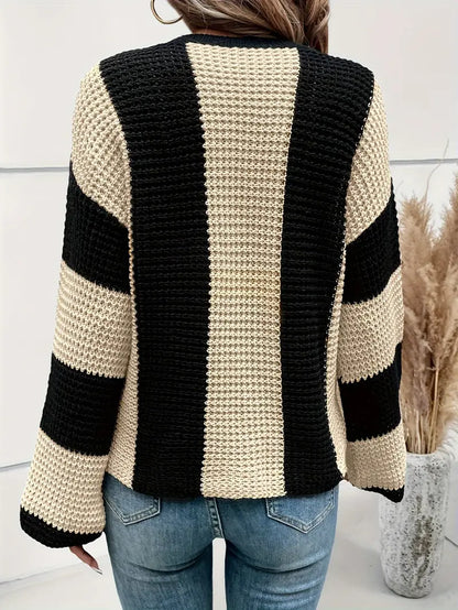 Elegantly Styled Pullover for Everyday Wear