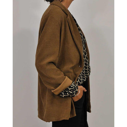 Elegantly Styled Blouse for Everyday Wear