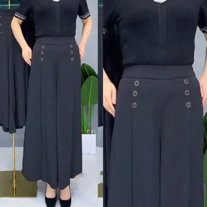 Effortlessly Elegant Trousers with a Timeless Design
