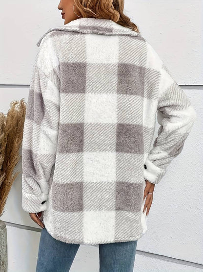 Effortlessly Elegant Jacket with a Timeless Design