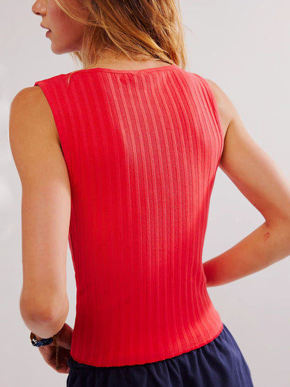 Gracefully Styled Pullover for Any Occasion
