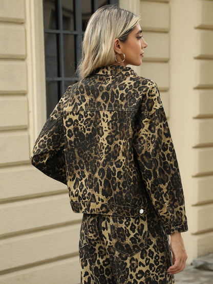 Well Tailored Jacket with a Graceful Silhouette
