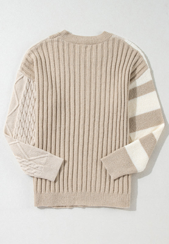 Effortlessly Elegant Sweater with a Timeless Design