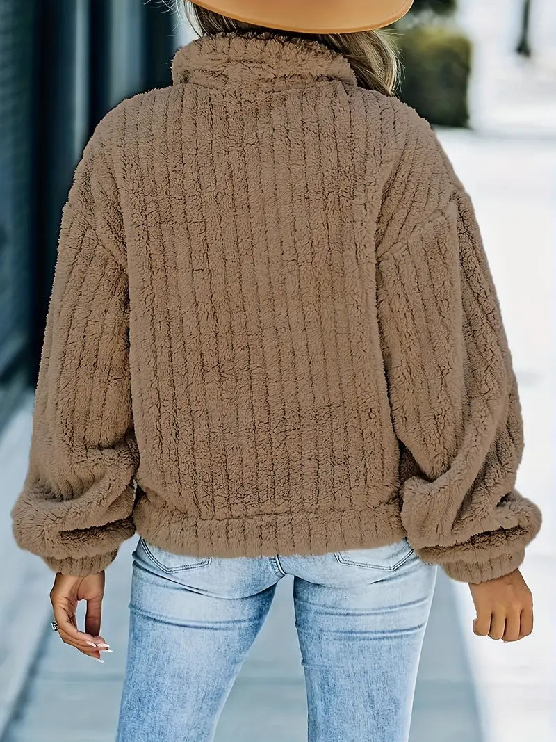 Elegantly Styled Jacket for Everyday Wear