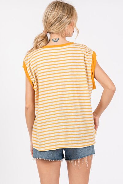 Well Tailored T-Shirt with a Graceful Silhouette