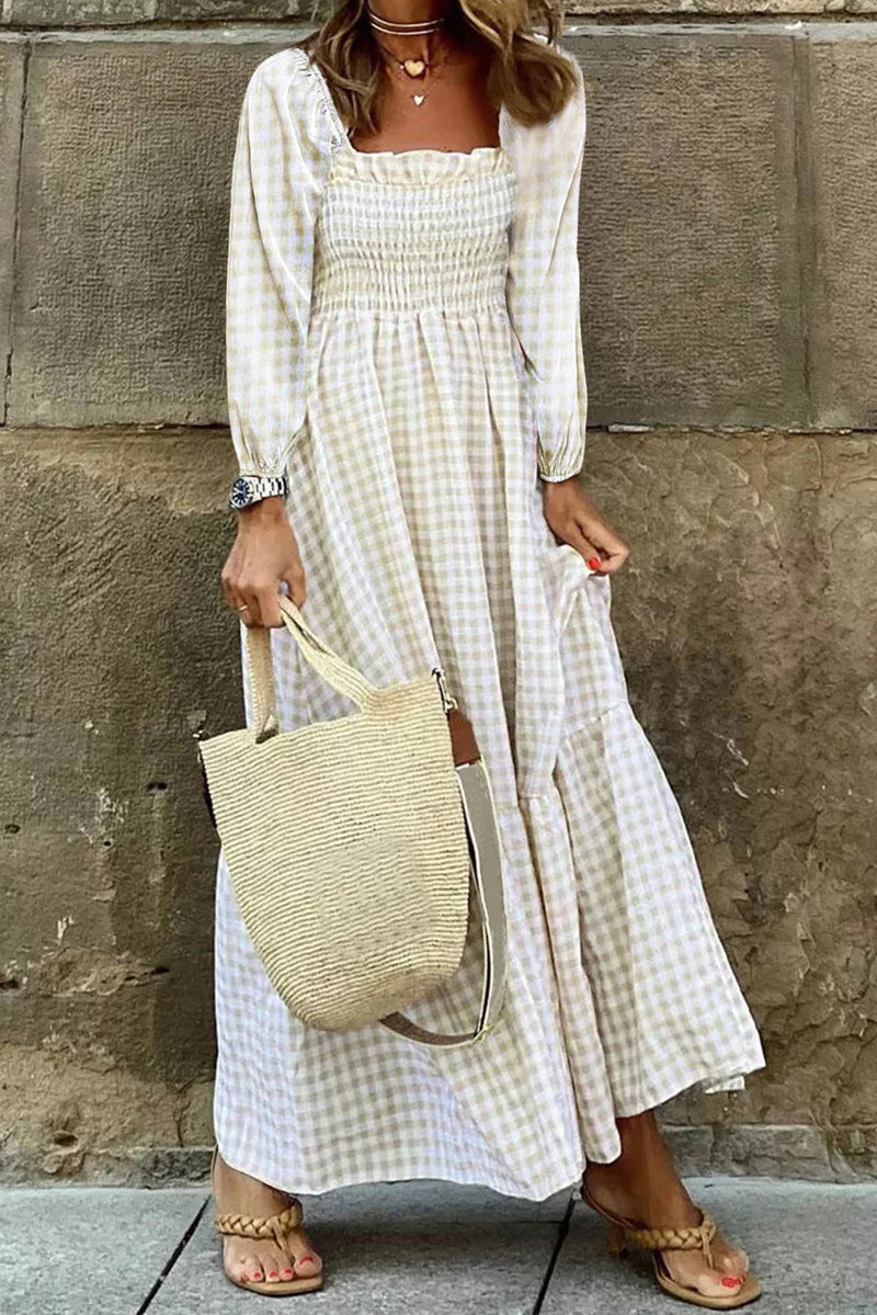 Effortlessly Elegant Dress with a Timeless Design