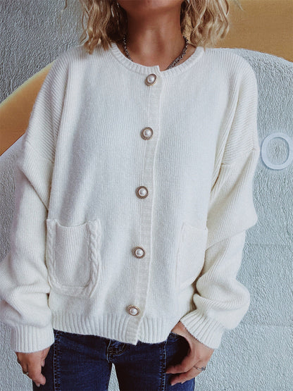 Well Tailored Cardigan with a Graceful Silhouette