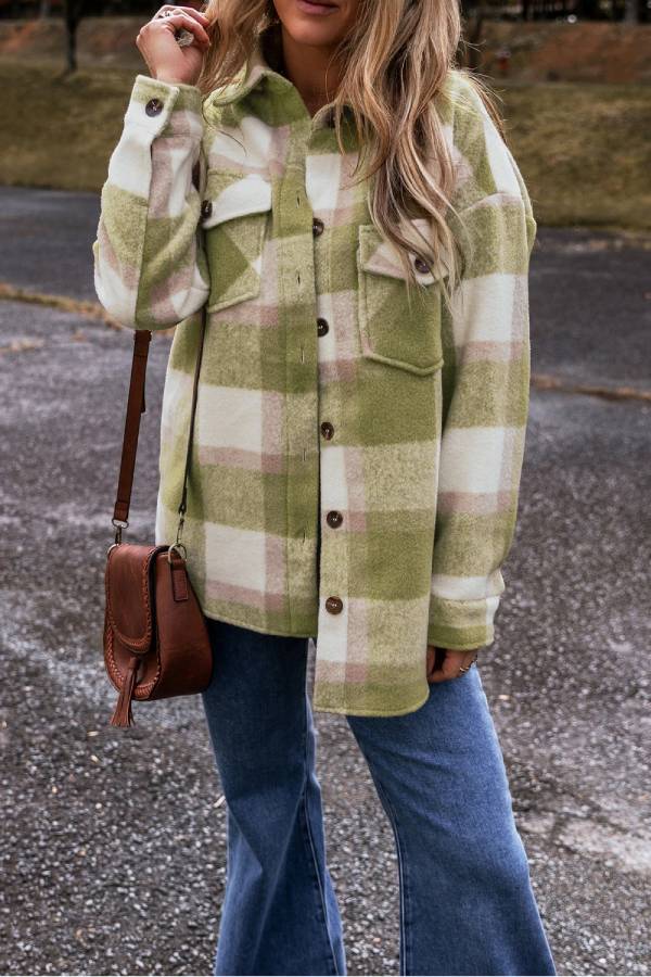 A Vintage Style Bag with Delicate Timeless Details