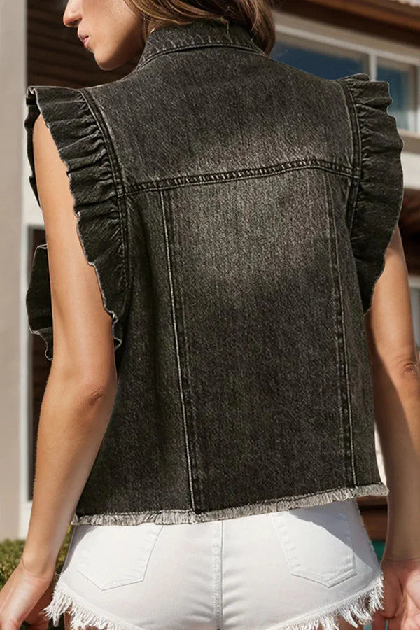 Gracefully Styled Jacket for Any Occasion