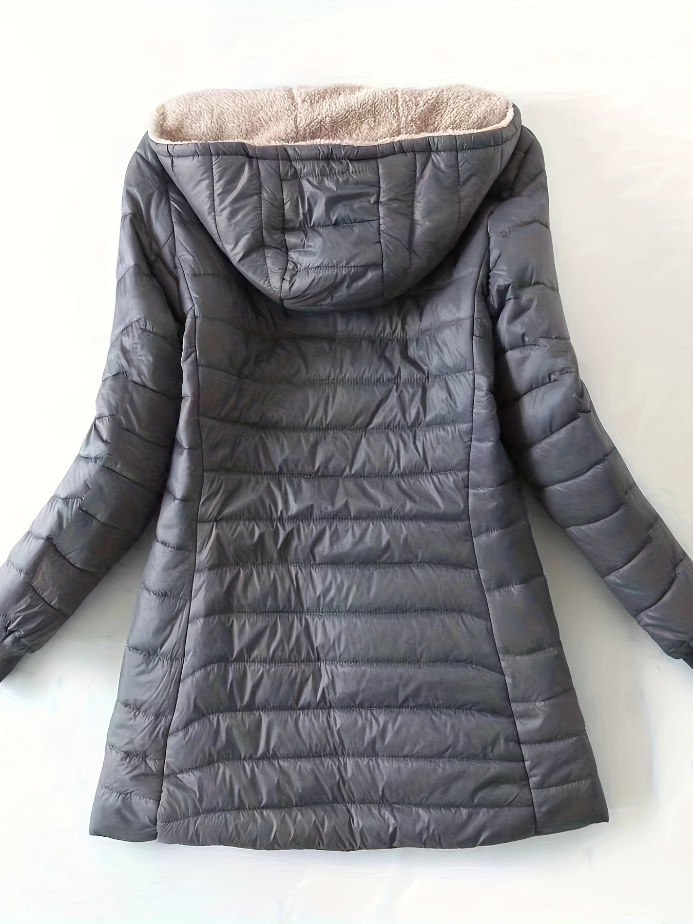 Effortlessly Elegant Coat with a Timeless Design
