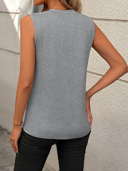 Effortlessly Elegant Blouse with a Timeless Design