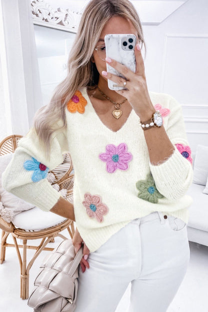 Well Tailored Sweater with a Graceful Silhouette