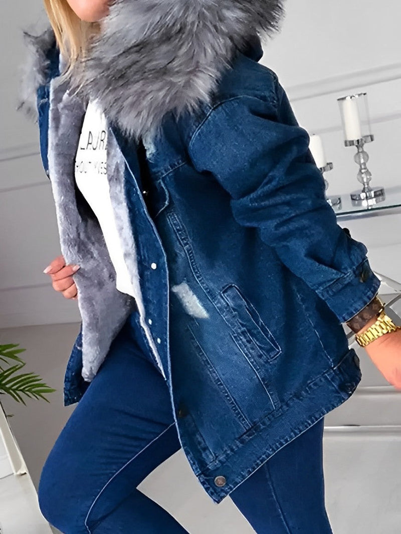 Gracefully Styled Jacket for Any Occasion