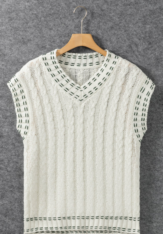 Effortlessly Elegant Sweater with a Timeless Design