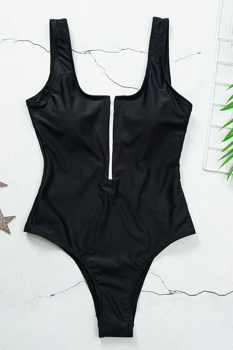 Effortlessly Elegant Garment with a Timeless Design