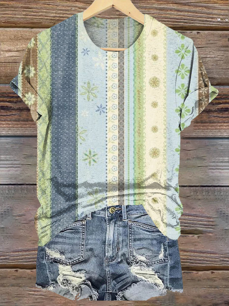 Kauniisti valmistettu T-Paita