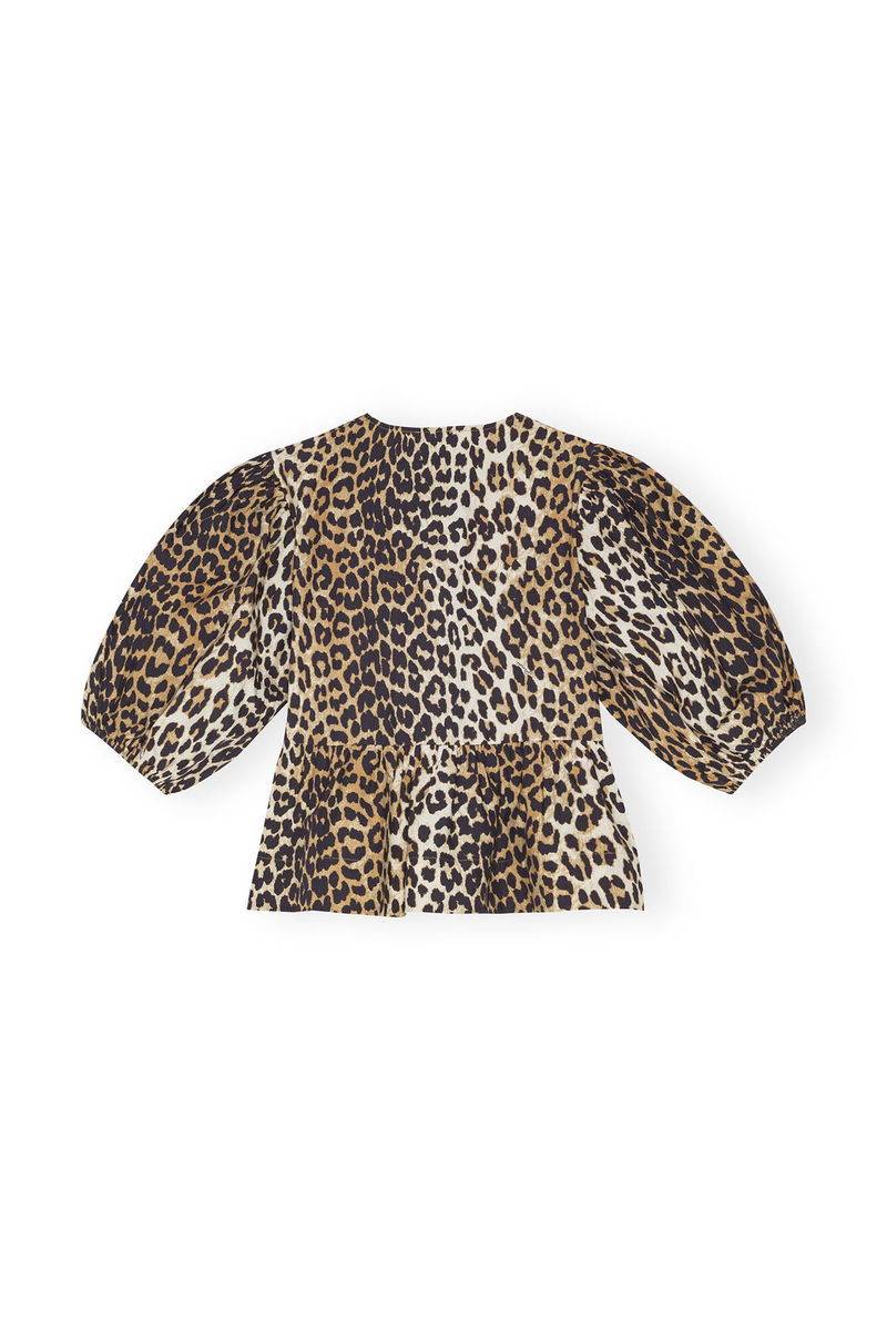 Elegantly Styled Blouse for Everyday Wear