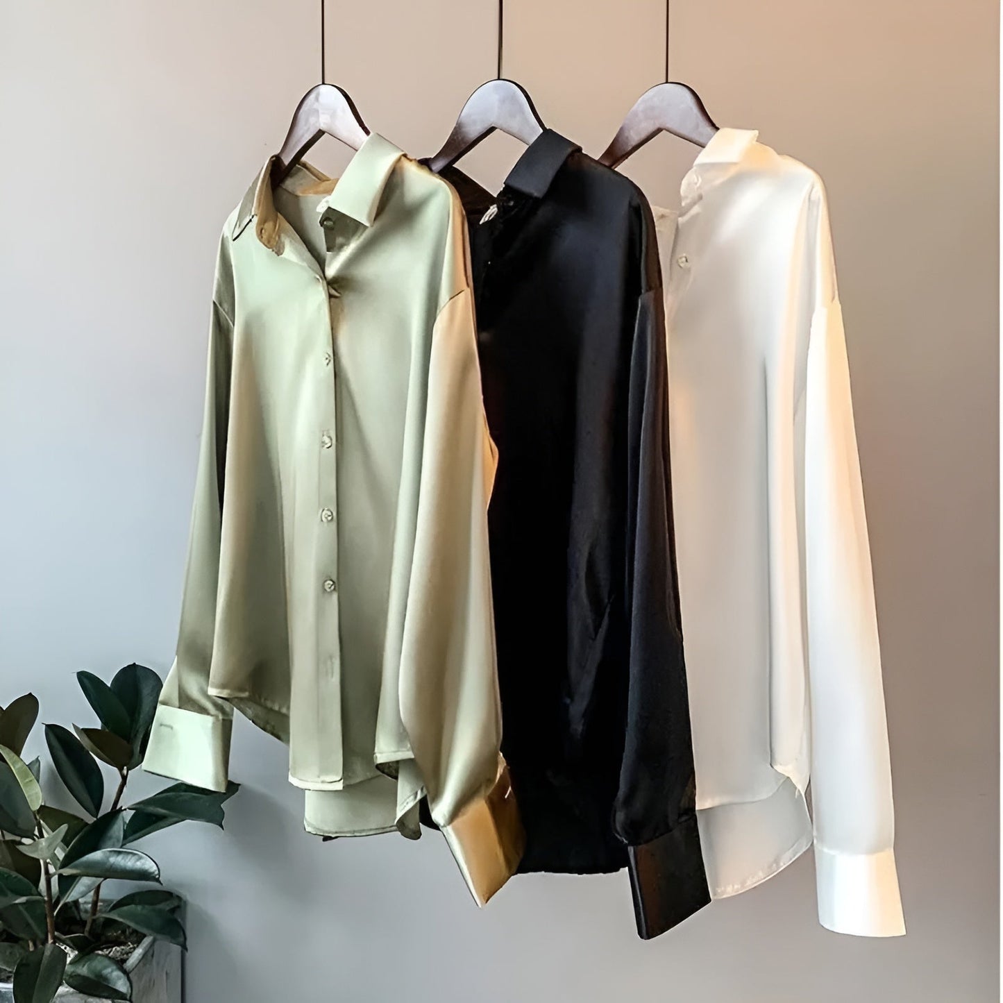 Classic Vintage Blouse with a Flattering Fit