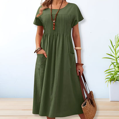 Effortlessly Elegant Dress with a Timeless Design