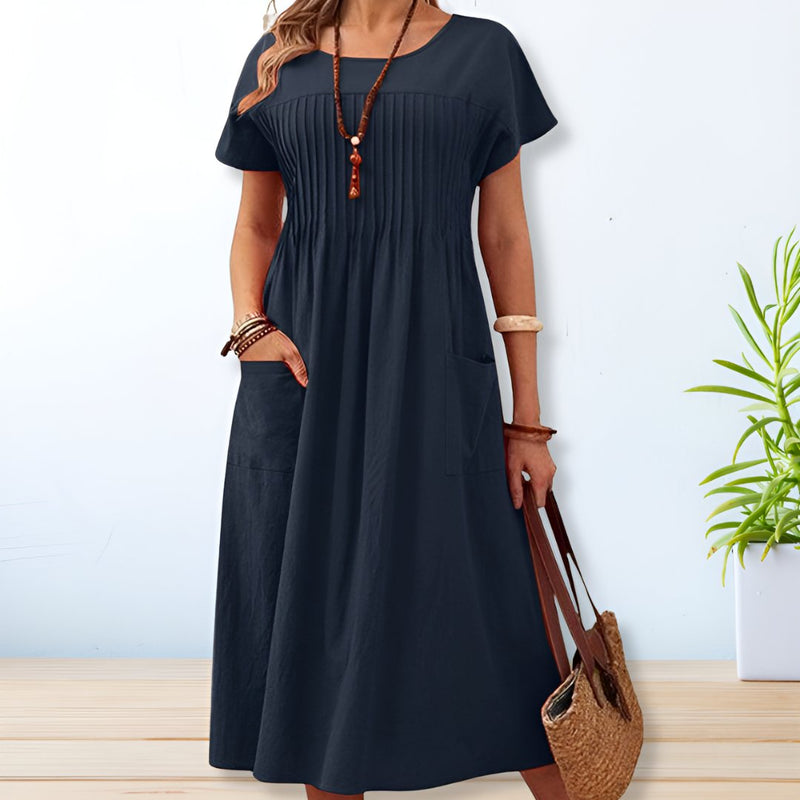 Effortlessly Elegant Dress with a Timeless Design
