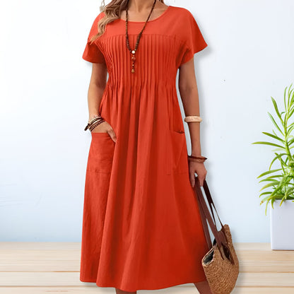 Effortlessly Elegant Dress with a Timeless Design