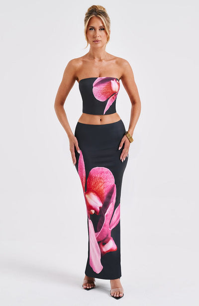 Gracefully Styled Top for Any Occasion