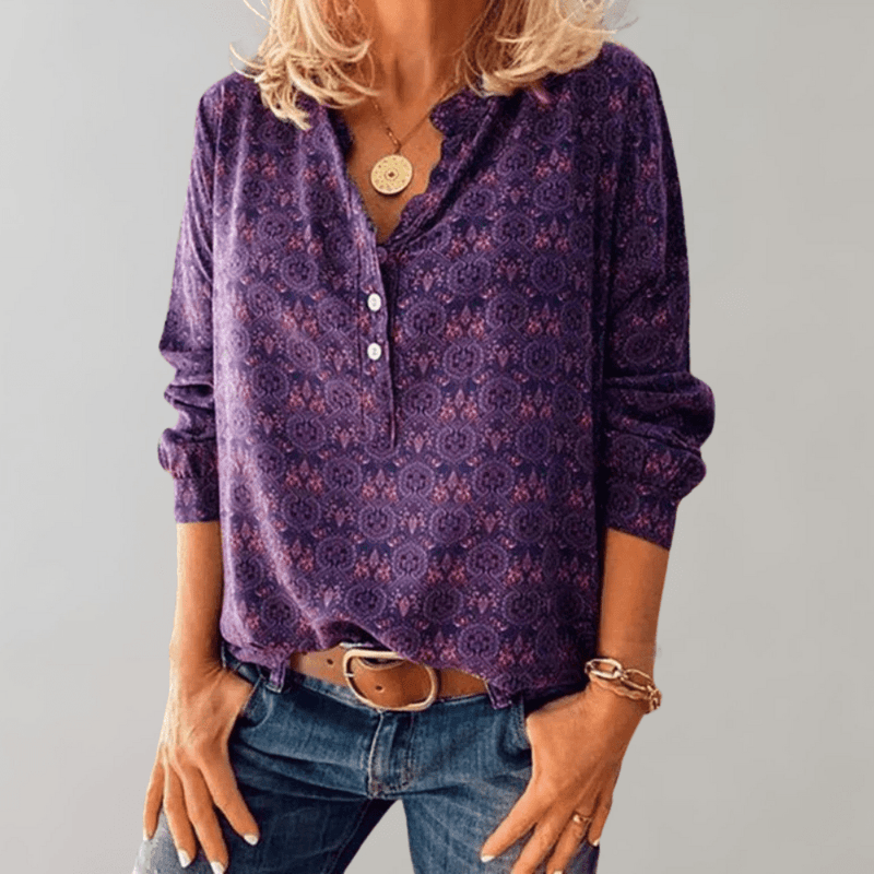 Well Tailored Blouse with a Graceful Silhouette