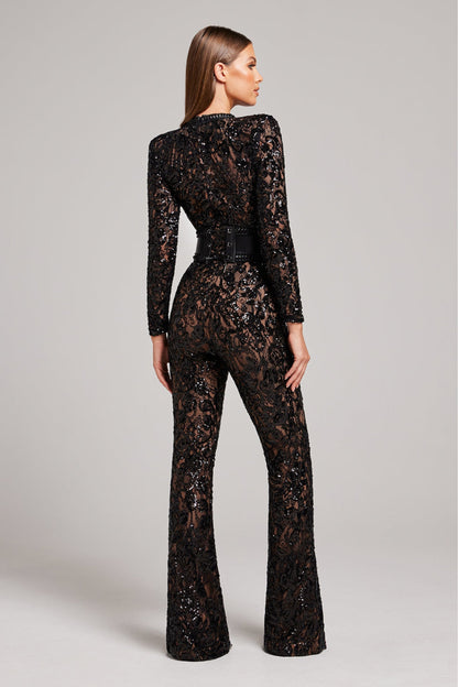 Sophisticated Garment with a Clean Classic Look