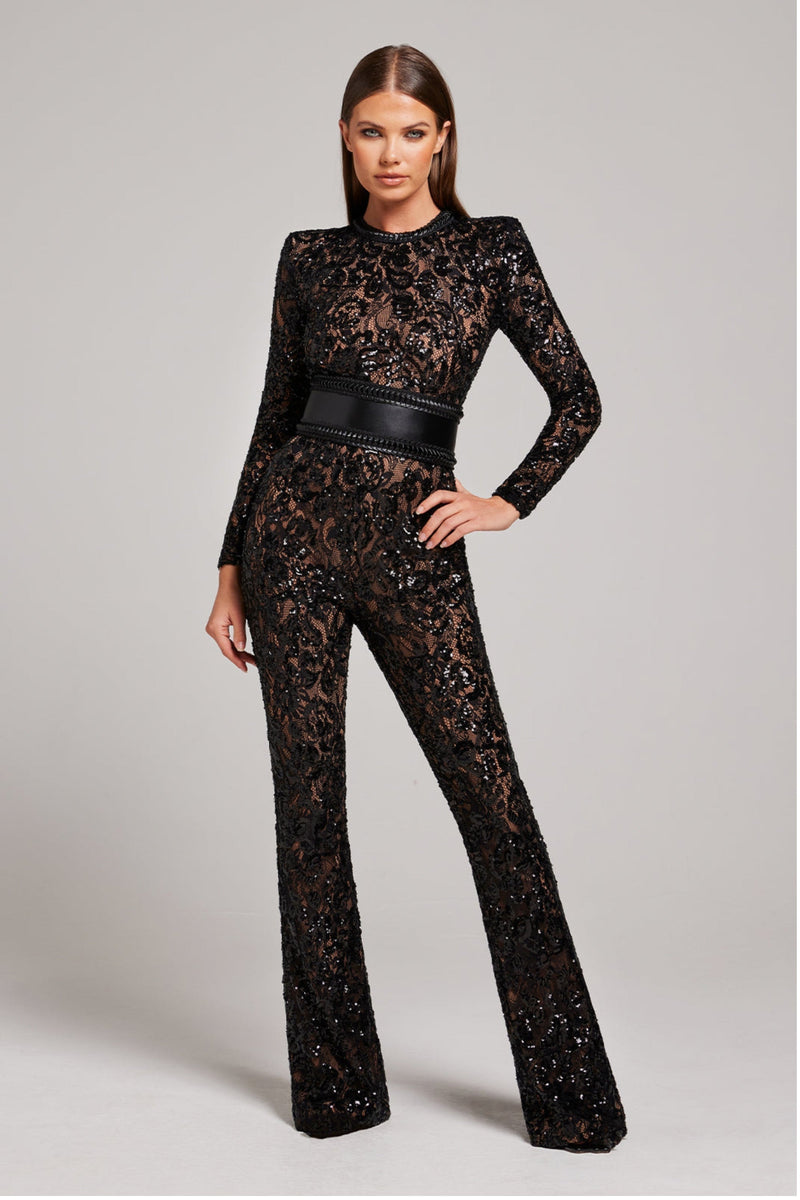 Sophisticated Garment with a Clean Classic Look