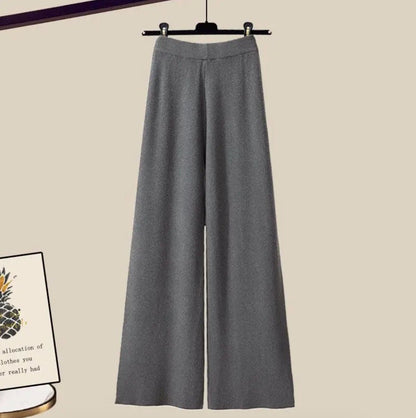 Effortlessly Elegant Garment with a Timeless Design