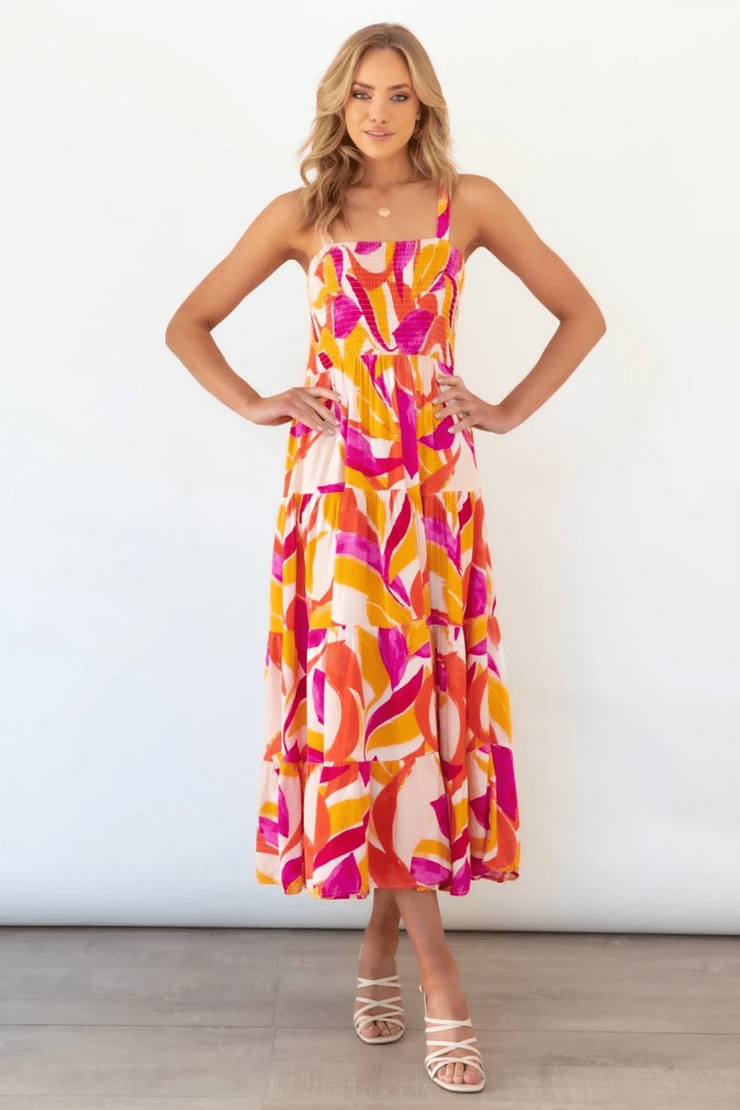 Sophisticated Dress with a Clean Classic Look
