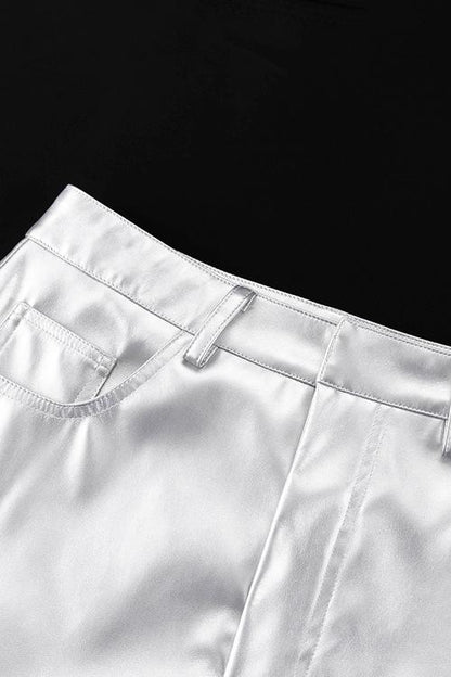 Beautifully Finished Garment in a Timeless Design