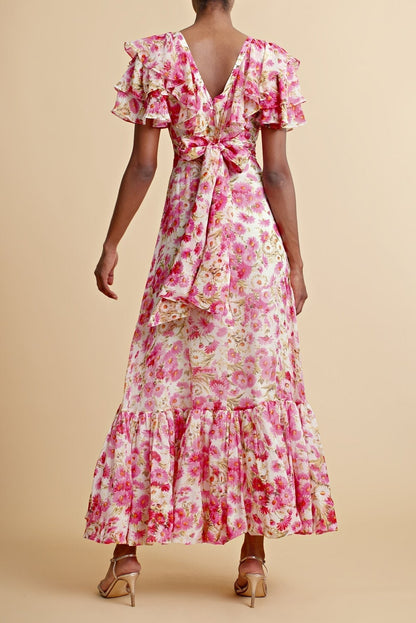 Gracefully Styled Dress for Any Occasion