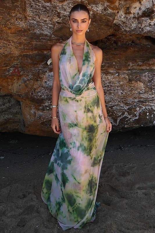 Sophisticated Dress with a Clean Classic Look