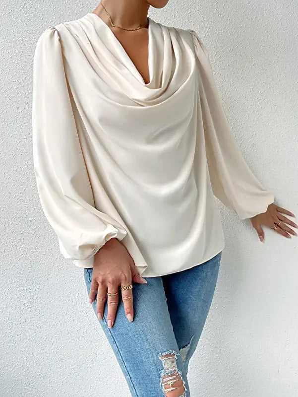 Beautifully Finished Blouse in a Timeless Design