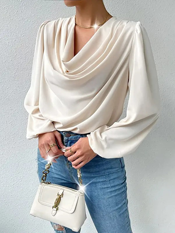 Beautifully Finished Blouse in a Timeless Design