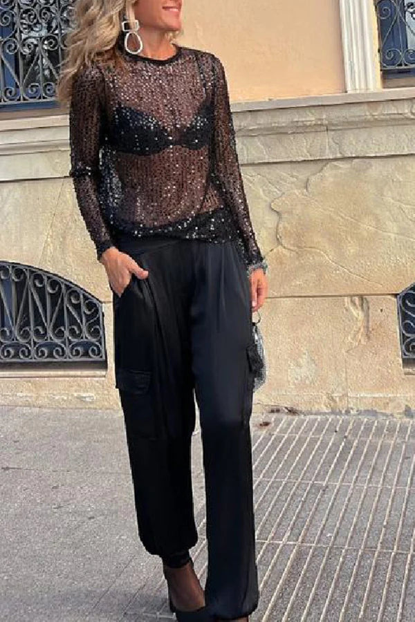 Effortlessly Elegant Blouse with a Timeless Design