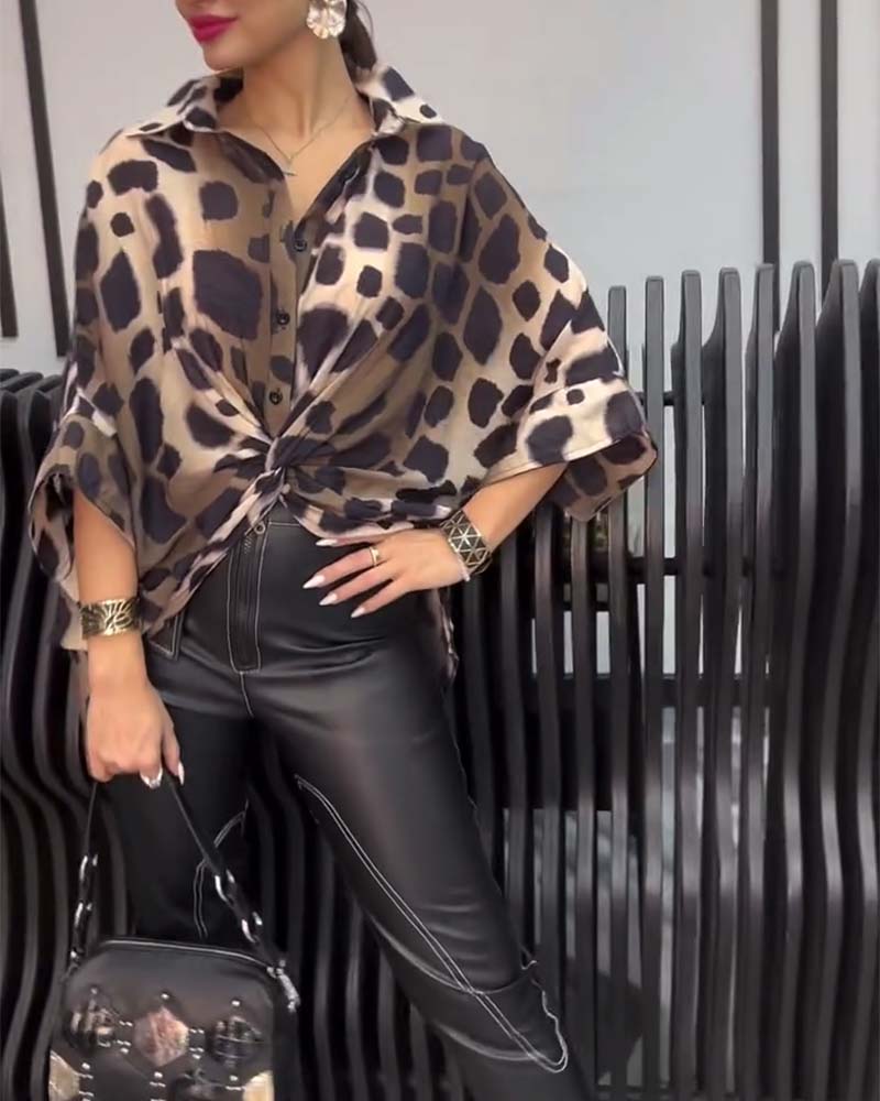 Elegantly Styled Blouse for Everyday Wear