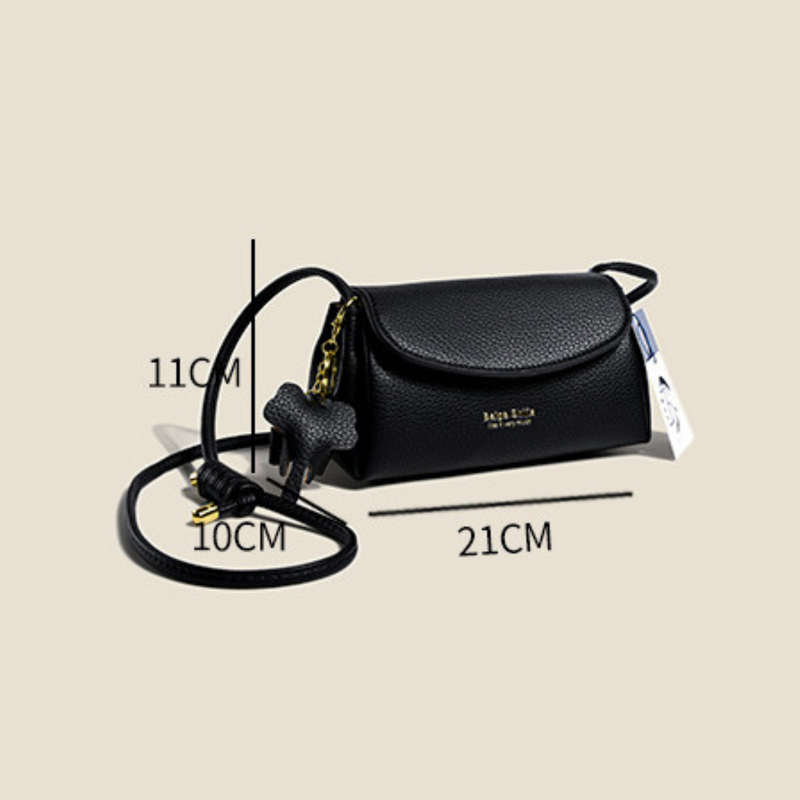 Well Tailored Bag with a Graceful Silhouette