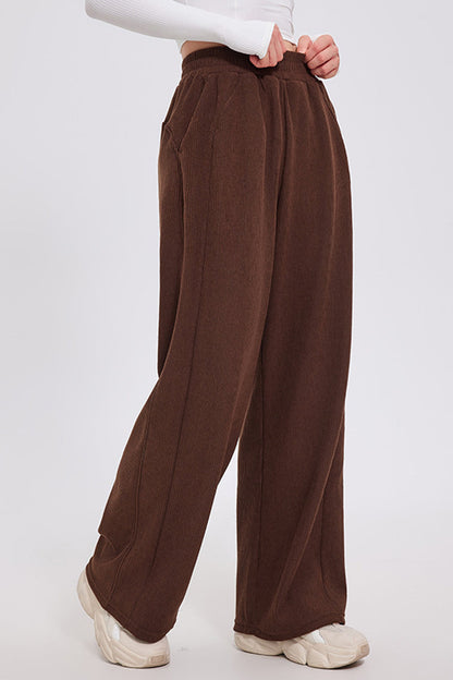 Sophisticated Trousers with a Clean Classic Look