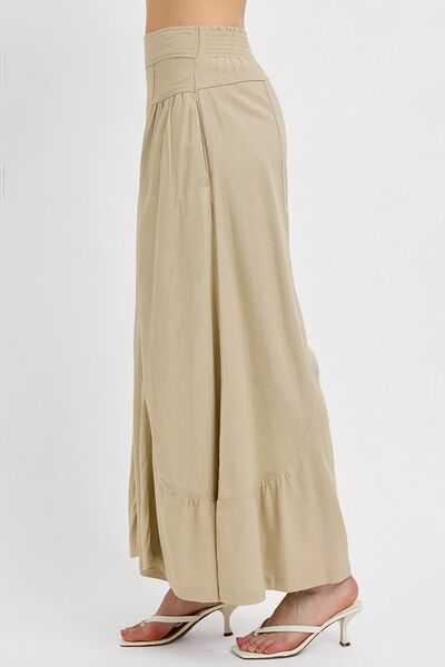 Beautifully Finished Trousers in a Timeless Design