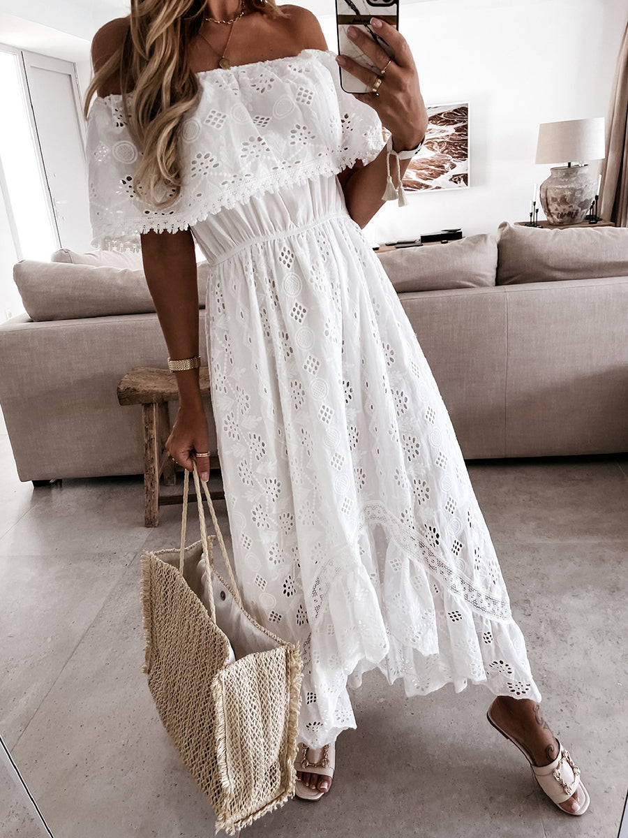 Gracefully Styled Dress for Any Occasion