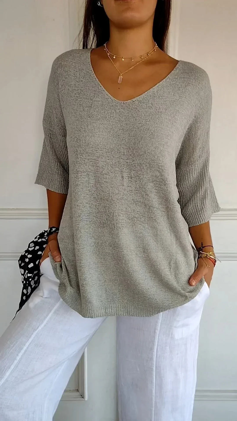 Effortlessly Elegant Top with a Timeless Design