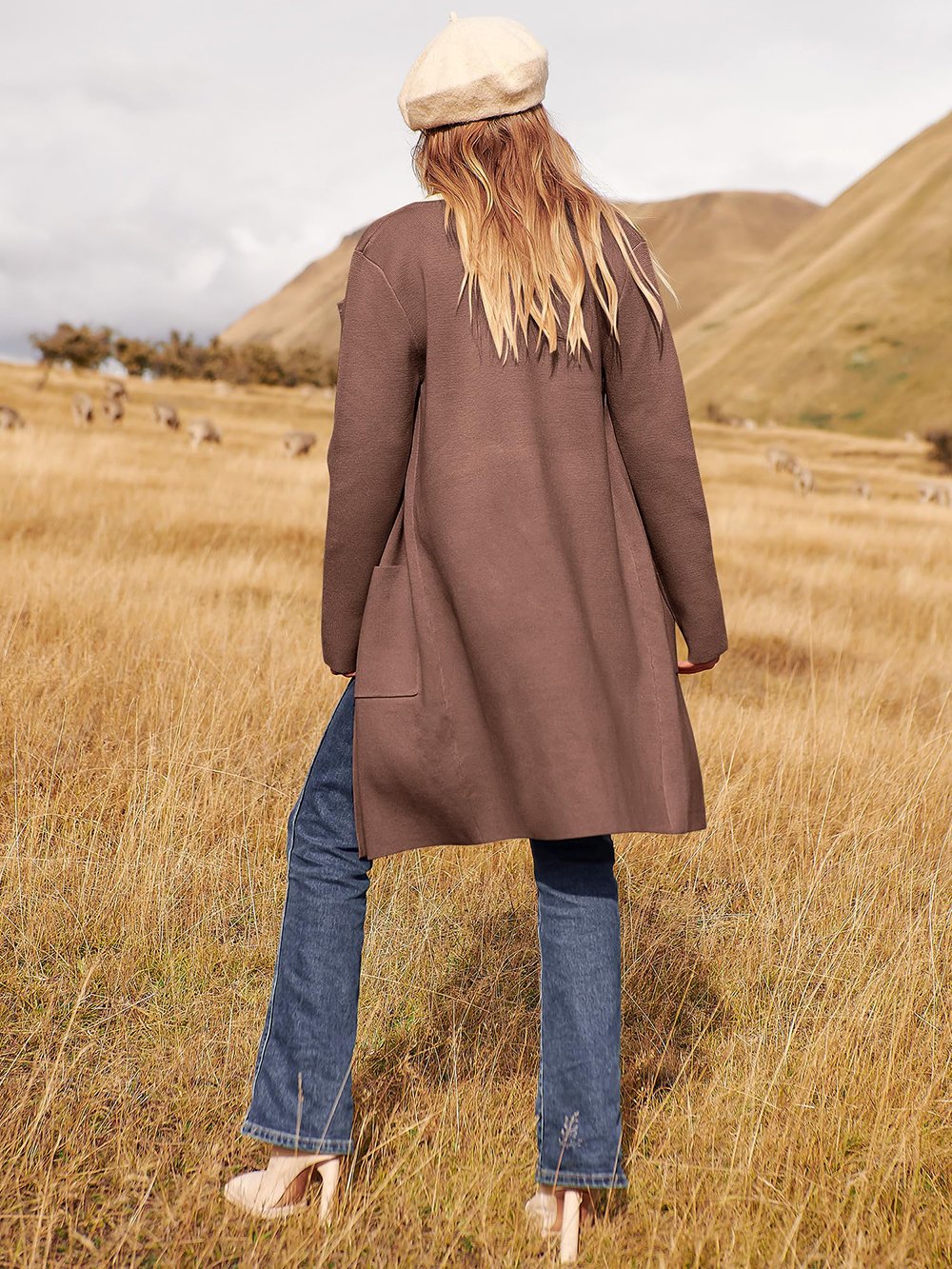 Well Tailored Jacket with a Graceful Silhouette